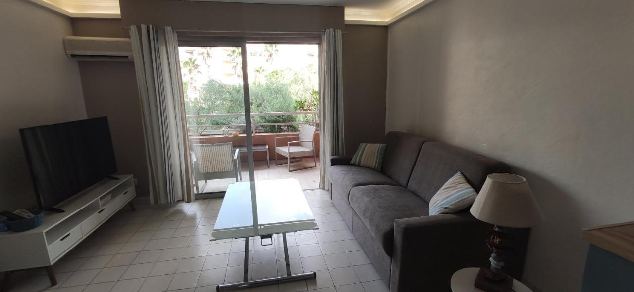 Jujuceline83 Apartment Frejus Luaran gambar